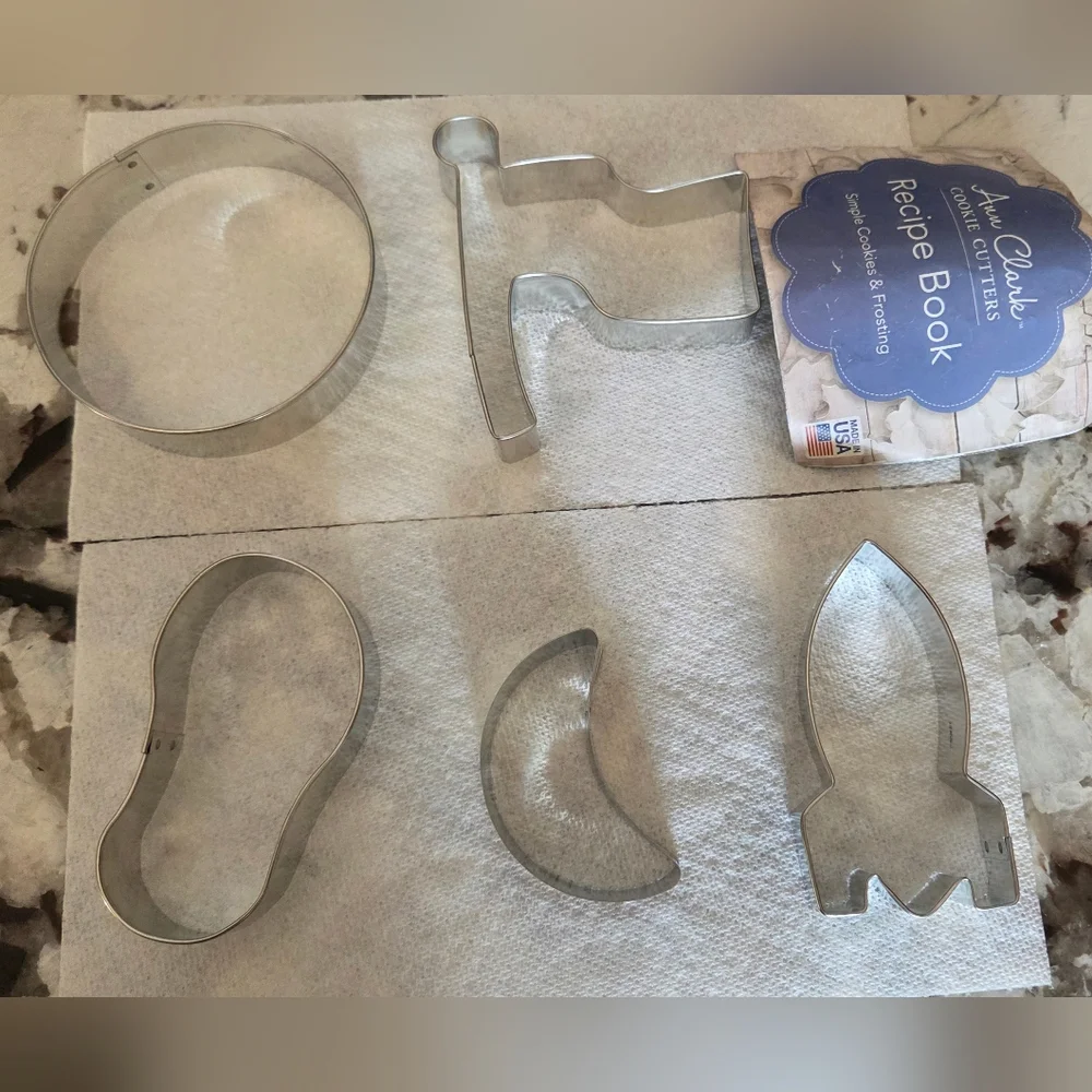 Ann Clark Cookie Cutter Set 5-Piece Man on Moon Space NASA Moon Rocket MADE USA